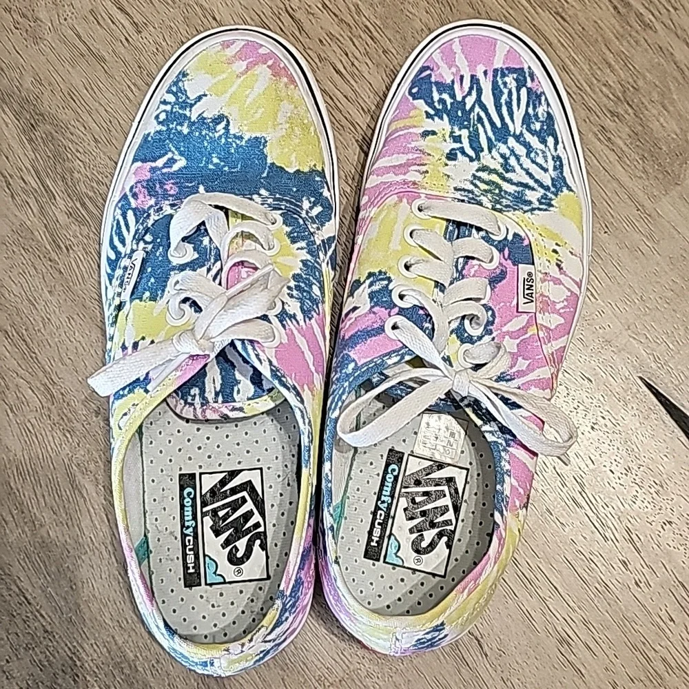 Vans Unisex tie dye sneakers womans size 8.5 or mens 7 - Picture 2 of 11